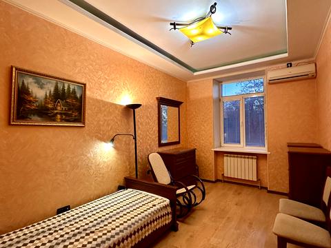 квартира по адресу Бугский бульв., 1