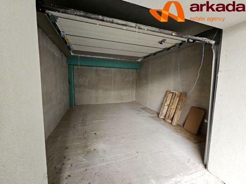 паркоместо по адресу Юлиана Целевича ул., 4-В