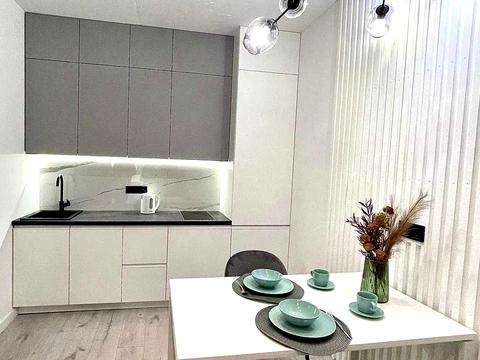 квартира по адресу Салютная ул., 2