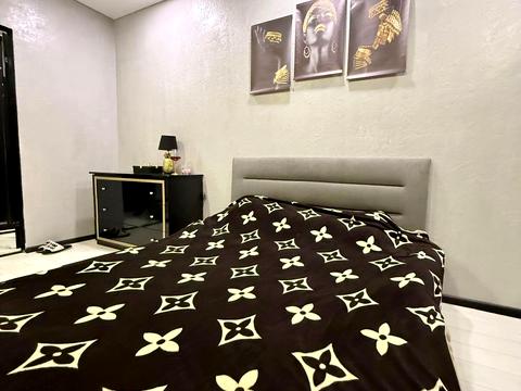 квартира по адресу Жемчужная ул., 8