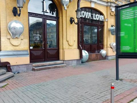 комерційна за адресою Велика Васильківська вул. (Червоноармійська), 1-3