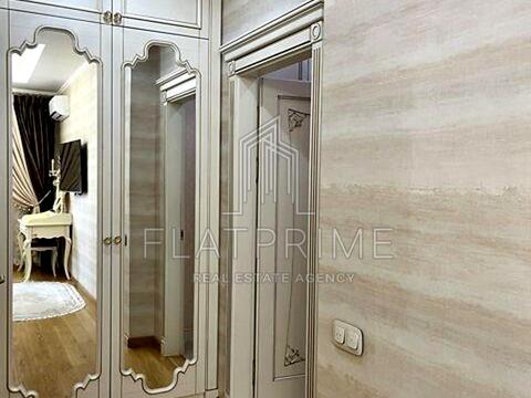 квартира за адресою Лабораторний пров., 6