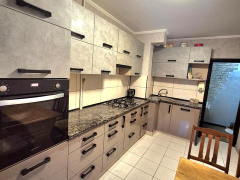 квартира за адресою Євгена Коновальця вул., 6