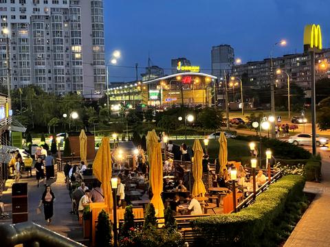 квартира за адресою Левка Лук'яненка вул. (Маршала Тимошенка), 1-Б