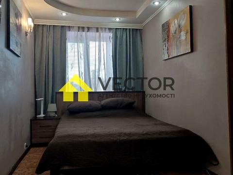 квартира за адресою Семена Антонця вул. (Балакіна), 3