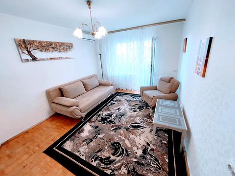 квартира за адресою Автозаводська вул., 81