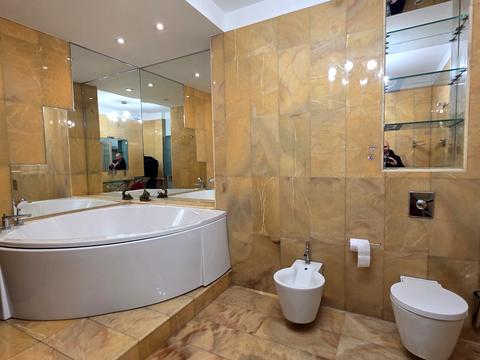 квартира за адресою Київ, Старонаводницька вул., 13