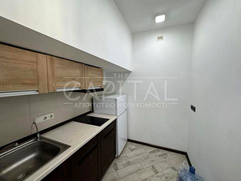 комерційна за адресою Валерія Лобановського просп., 150