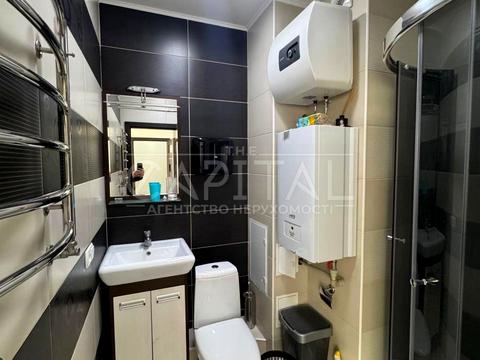 комерційна за адресою Валерія Лобановського просп., 150