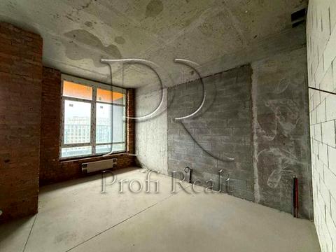 квартира за адресою Причальна вул., 8