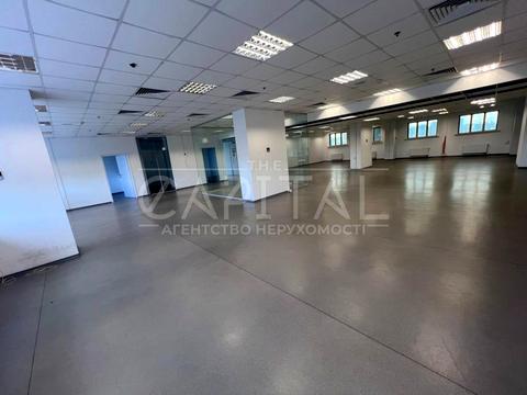 комерційна за адресою Столичне шосе, 103