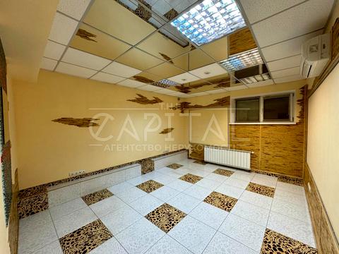 комерційна за адресою Оболонська набережна вул., 15