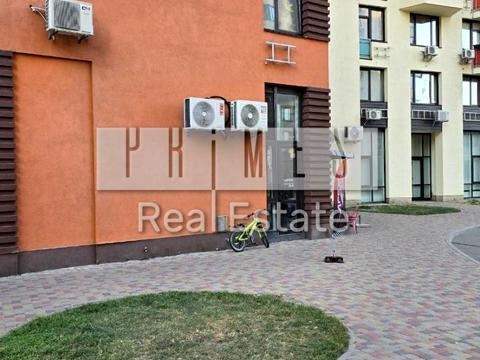 комерційна за адресою Юлії Здановської вул. (Ломоносова), 73-Д