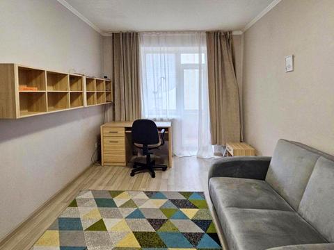 квартира за адресою Степана Васильченка вул., 14