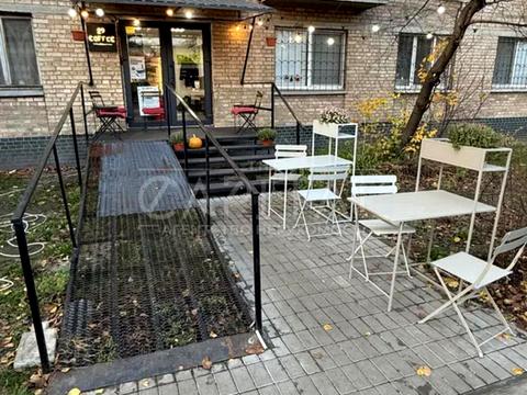 комерційна за адресою мукачівська, 5а