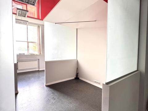 комерційна за адресою Сулеймана Стальського вул., 32