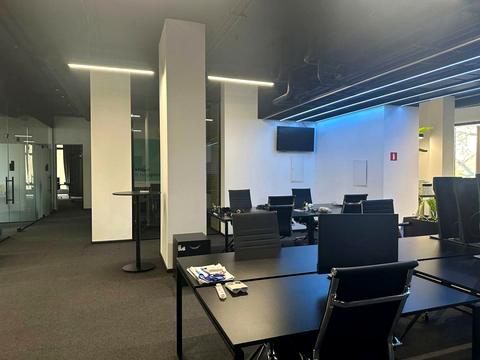 комерційна за адресою Антоновича, 74-78