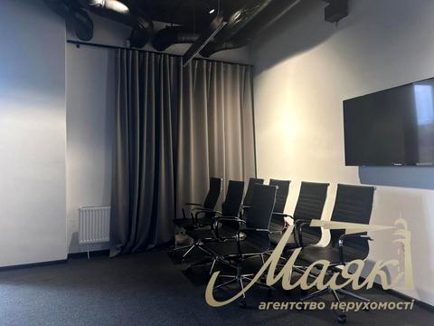 комерційна за адресою Антоновича, 74-78