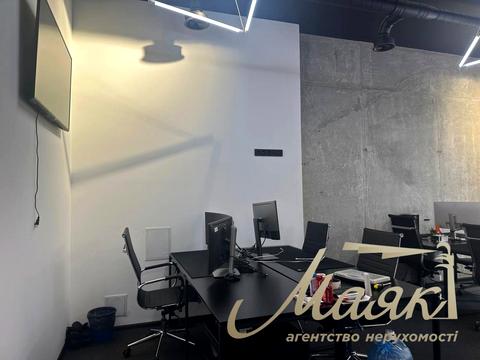 комерційна за адресою Антоновича, 74-78