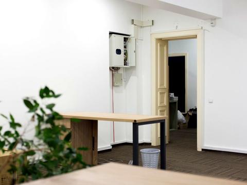 комерційна за адресою Пимоненка Миколи, 13