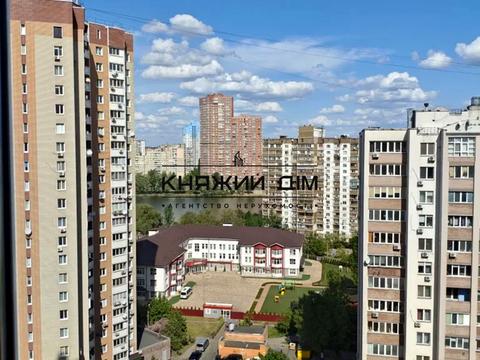 квартира по адресу Драгоманова ул., 4-А