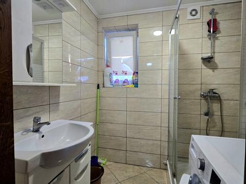 дом по адресу Поперечна