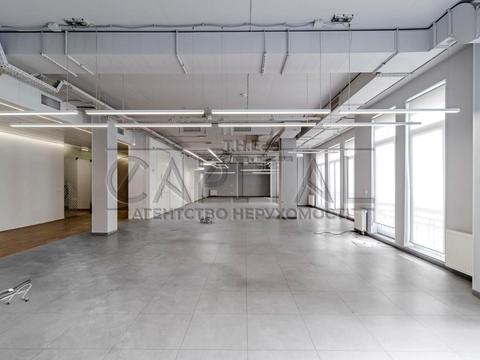 комерційна за адресою Спаська вул., 20