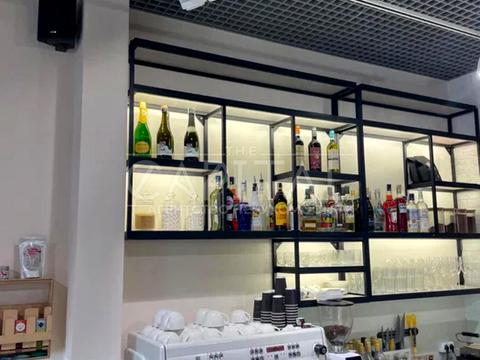 комерційна за адресою Драгоманова вул., 2