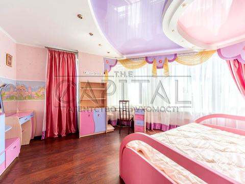 квартира по адресу Александра Мишуги ул., 2