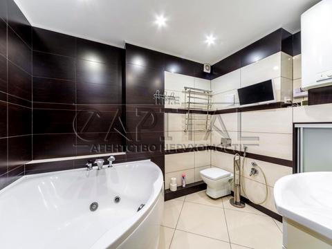 квартира по адресу Александра Мишуги ул., 2