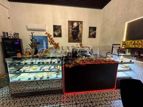 комерційна за адресою Київ, Срібнокільська вул., 1