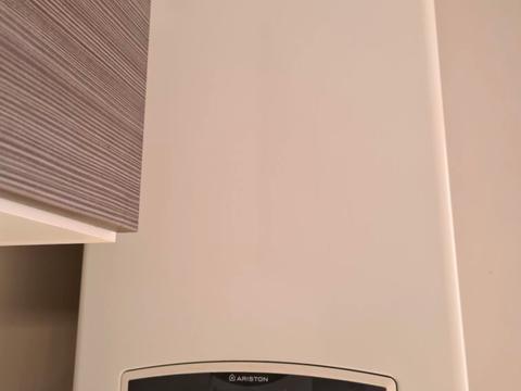 квартира за адресою Свято-Михайлівська вул. (Індустріальна), 50