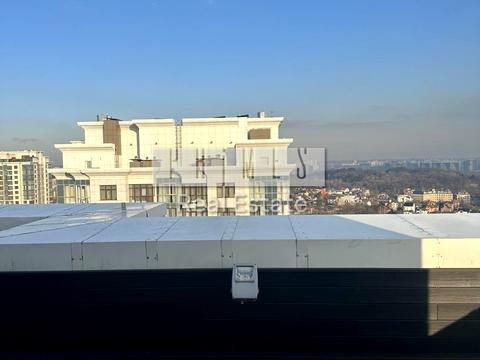 коммерческая по адресу Андрея Верхогляда ул. (Михайла Драгомирова), 17