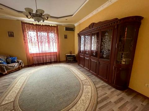 будинок за адресою Юрія Чорі вул. (Академіка Івана Павлова)