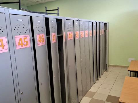 комерційна за адресою Майдан Озерний вул. (Боброва), 3