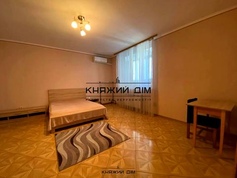 квартира за адресою Бориса Гмирі вул., 4