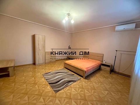 квартира за адресою Бориса Гмирі вул., 4