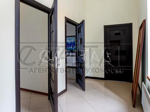 комерційна за адресою Жилянська вул., 101