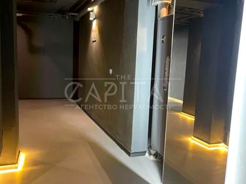 комерційна за адресою Лєскова вул., 9