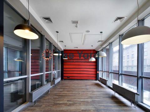 комерційна за адресою Саксаганського вул., 120