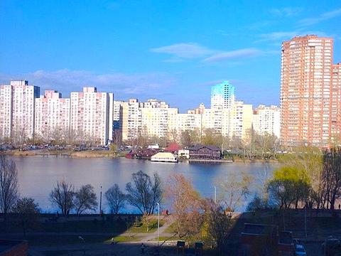 кімната за адресою Драгоманова вул., 1-Б