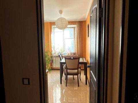 квартира за адресою Київ, Дарницький бульв., 8