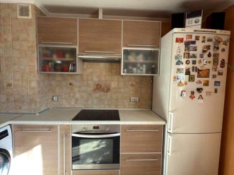 квартира за адресою Київ, Дарницький бульв., 8