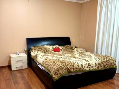 квартира за адресою Київ, Дарницький бульв., 8