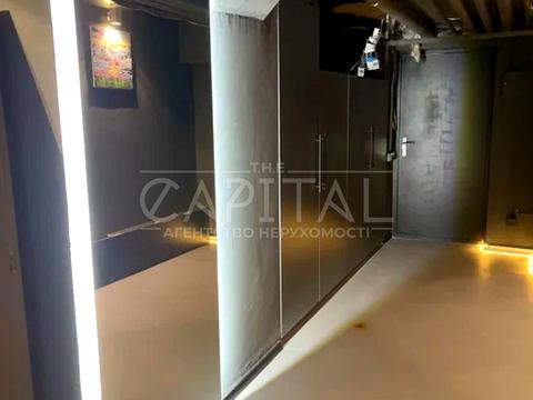 комерційна за адресою Ділова вул. (Димитрова), 2-Б