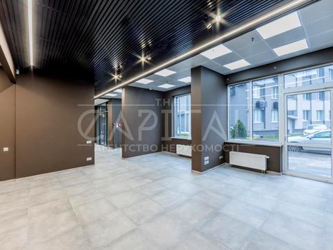 комерційна за адресою Євгена Сверстюка вул. (Марини Раскової), 6-А