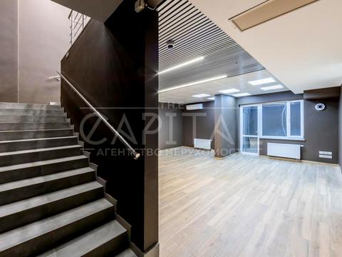 комерційна за адресою Євгена Сверстюка вул. (Марини Раскової), 6-А