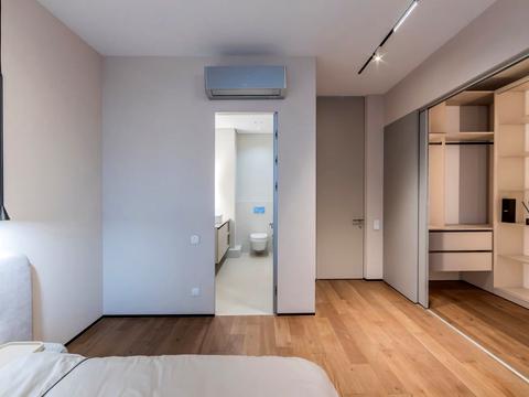 квартира за адресою Андрія Верхогляда вул. (Михайла Драгомирова), 17-В