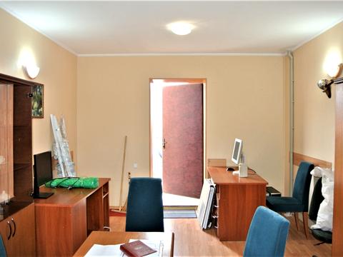 комерційна за адресою Полярна вул., 14А