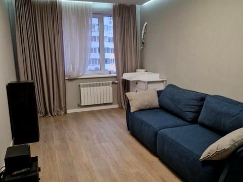 квартира по адресу Гвардейцев Широнинцев, 70